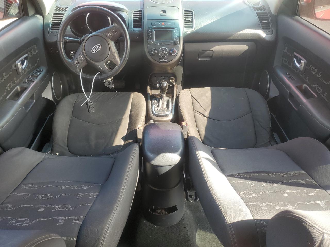 2012 Kia Soul + VIN: KNDJT2A6XC7457517 Lot: 68321404