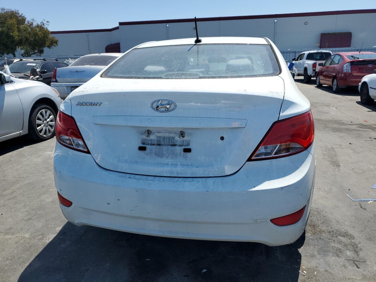 2015 Hyundai Accent Gls VIN: KMHCT4AE0FU792766 Lot: 65634084