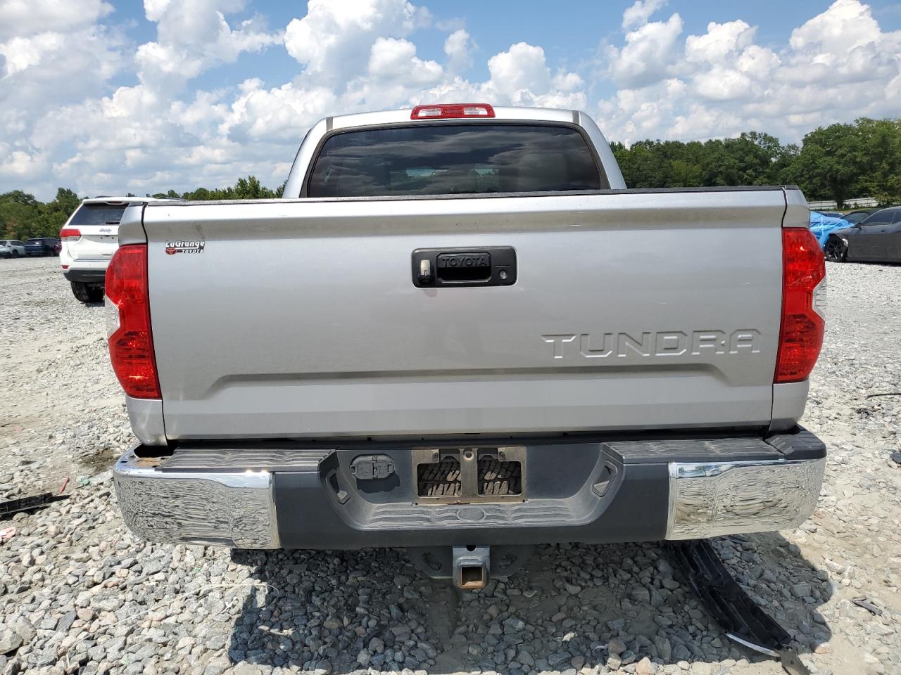 2018 Toyota Tundra Crewmax Sr5 VIN: 5TFDY5F19JX735043 Lot: 68291724