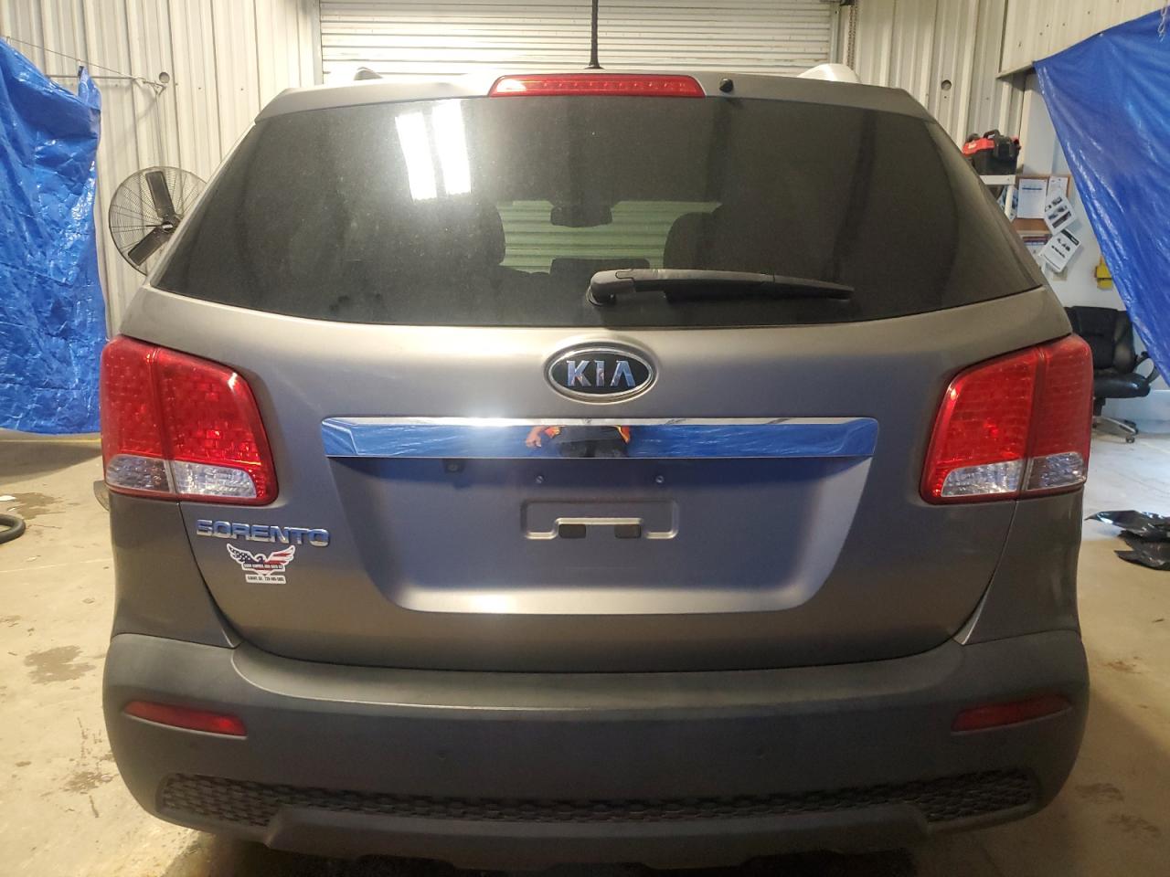 5XYKT4A23CG282981 2012 Kia Sorento Base