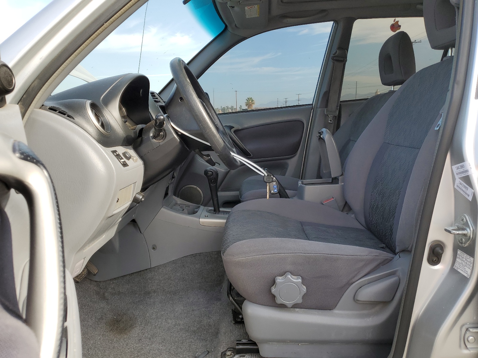 JTEGH20V726005187 2002 Toyota Rav4