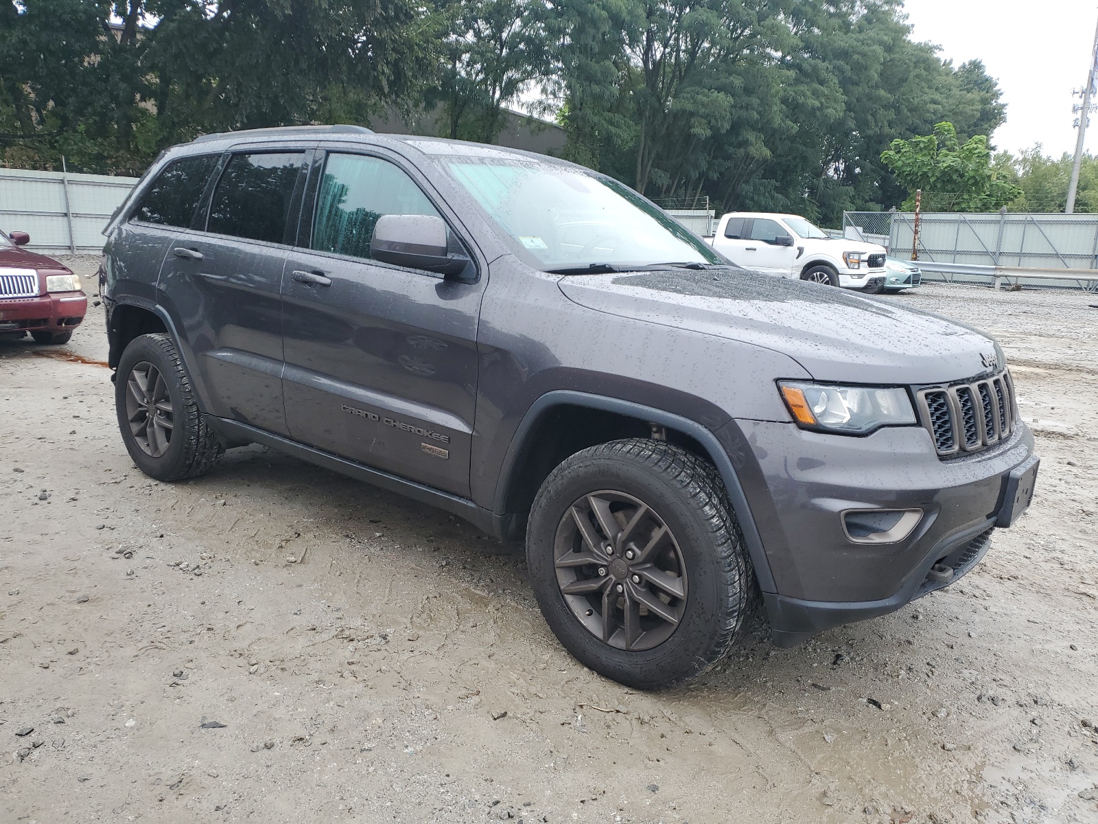 1C4RJFAG8GC470109 2016 Jeep Grand Cherokee Laredo