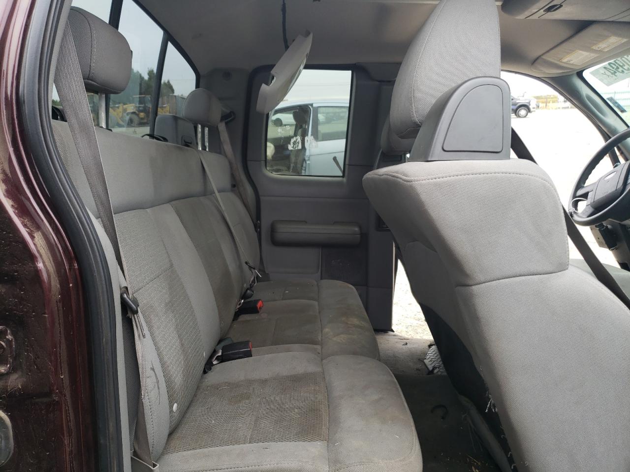 2005 Ford F-150 - Image 10