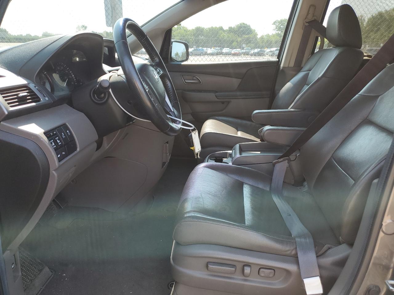 2011 Honda Odyssey Touring VIN: 5FNRL5H98BB093093 Lot: 66029414