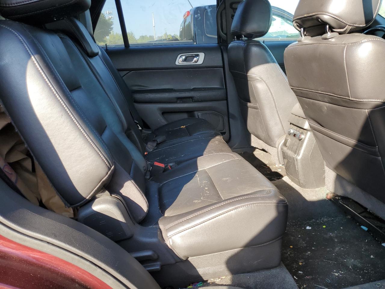 2011 Ford Explorer - Image 11