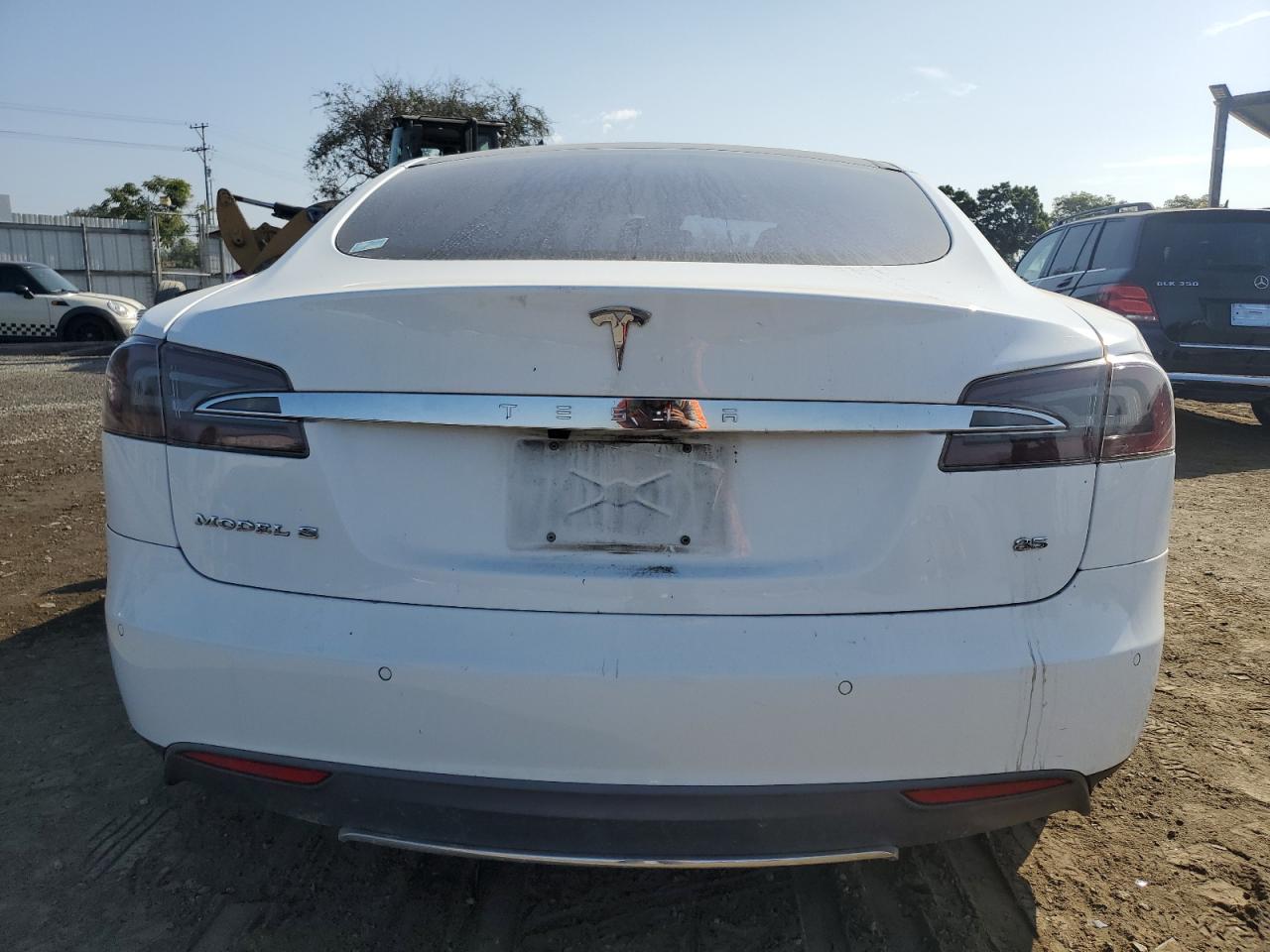 2015 Tesla Model S 85 VIN: 5YJSA1H11FFP68881 Lot: 66799894