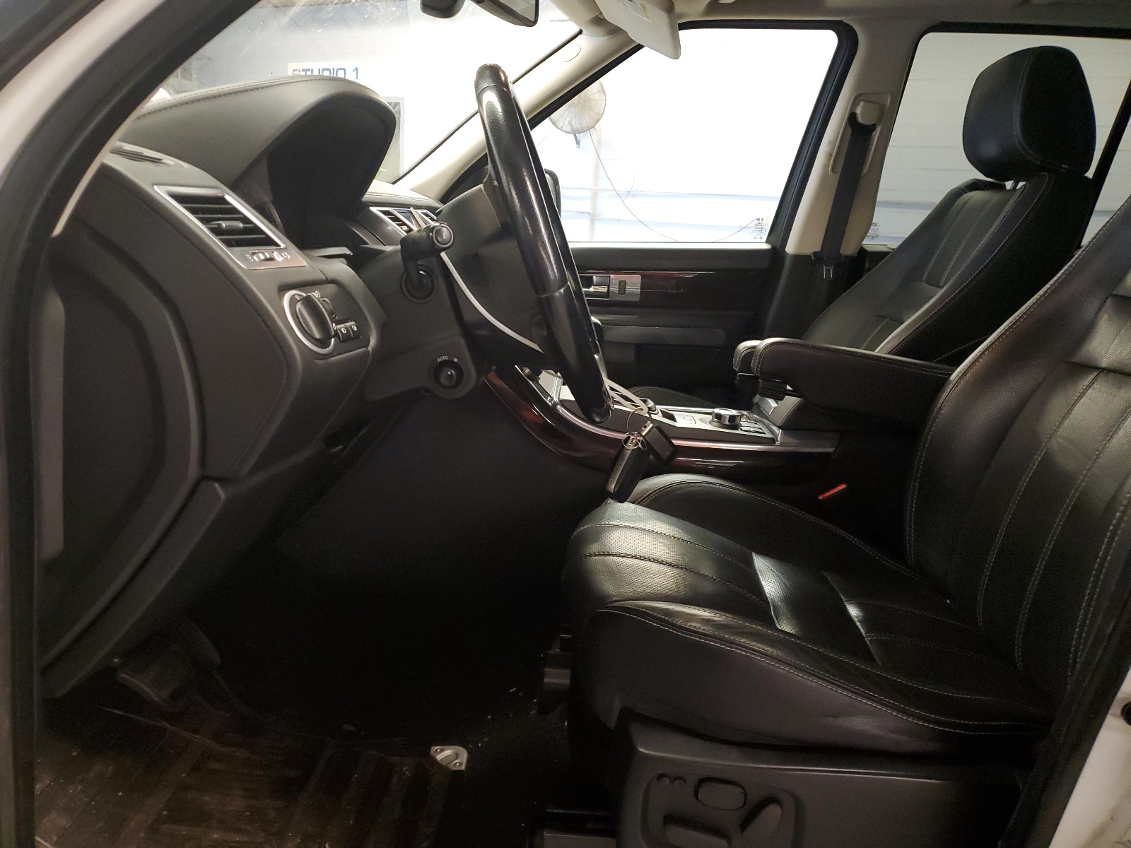 SALSK2D44BA272827 2011 Land Rover Range Rover Sport Lux