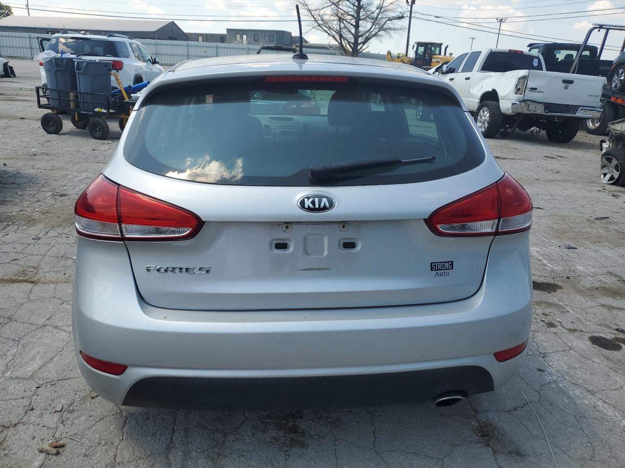 KNAFK5A81G5635437 2018 Kia Forte Lx