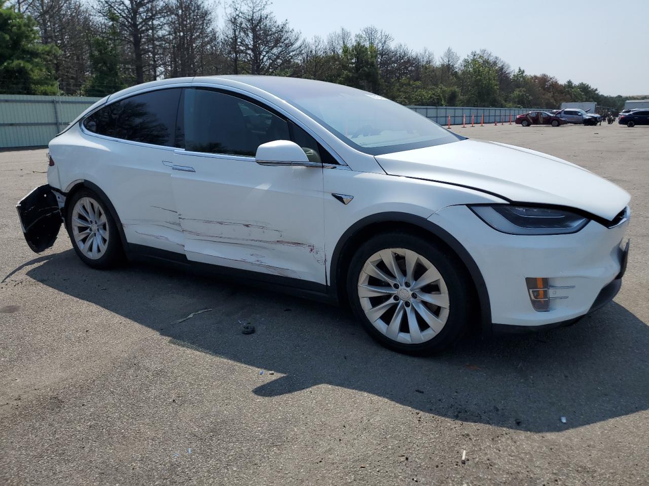 5YJXCAE21KF182821 2019 Tesla Model X