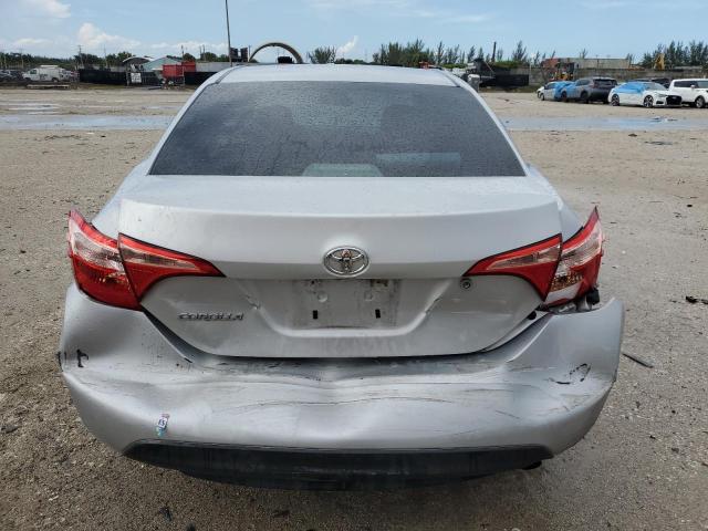  TOYOTA COROLLA 2018 Серебристый