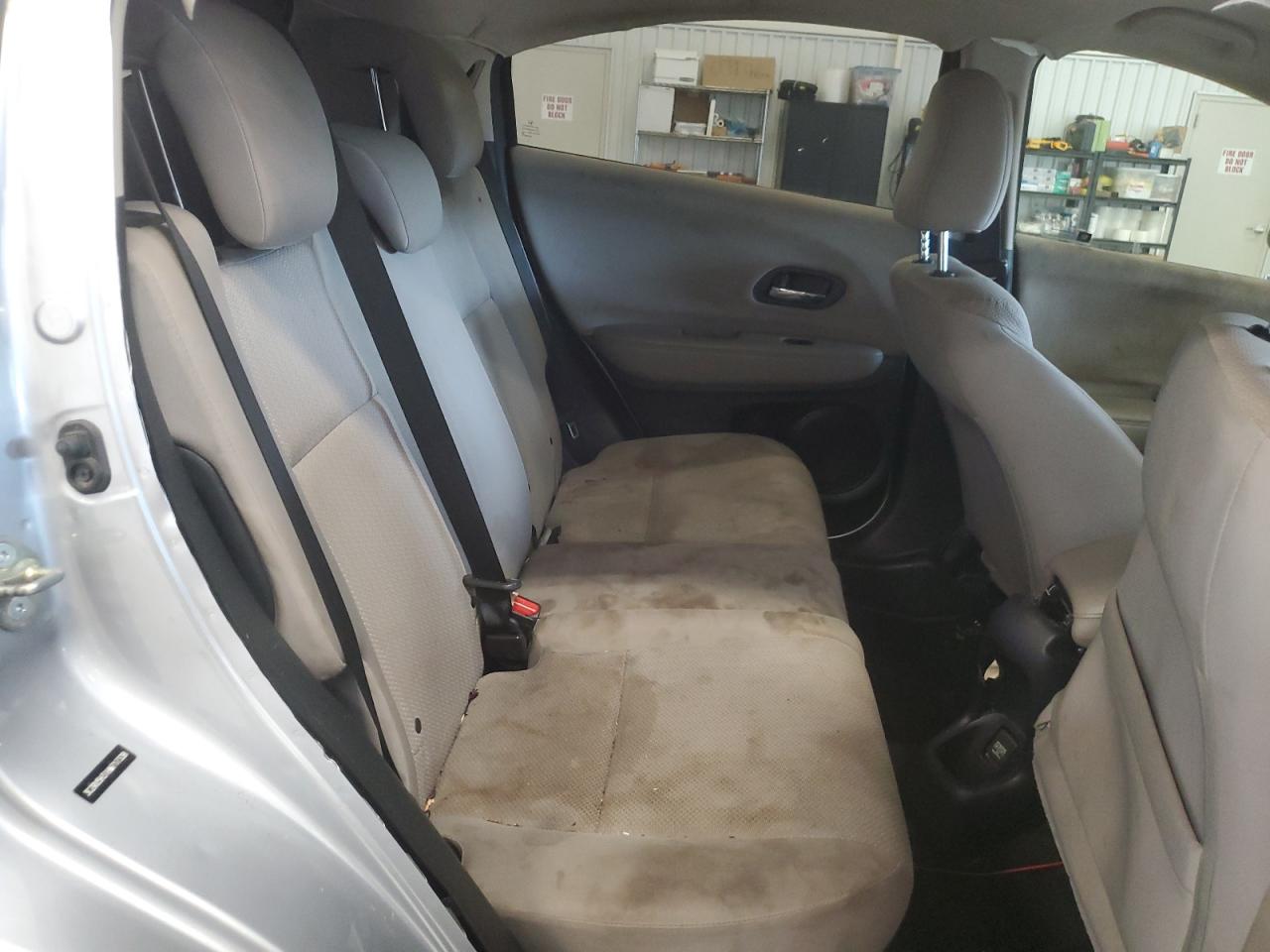 2017 Honda Hr-V Lx VIN: 3CZRU5H31HM717338 Lot: 65434174