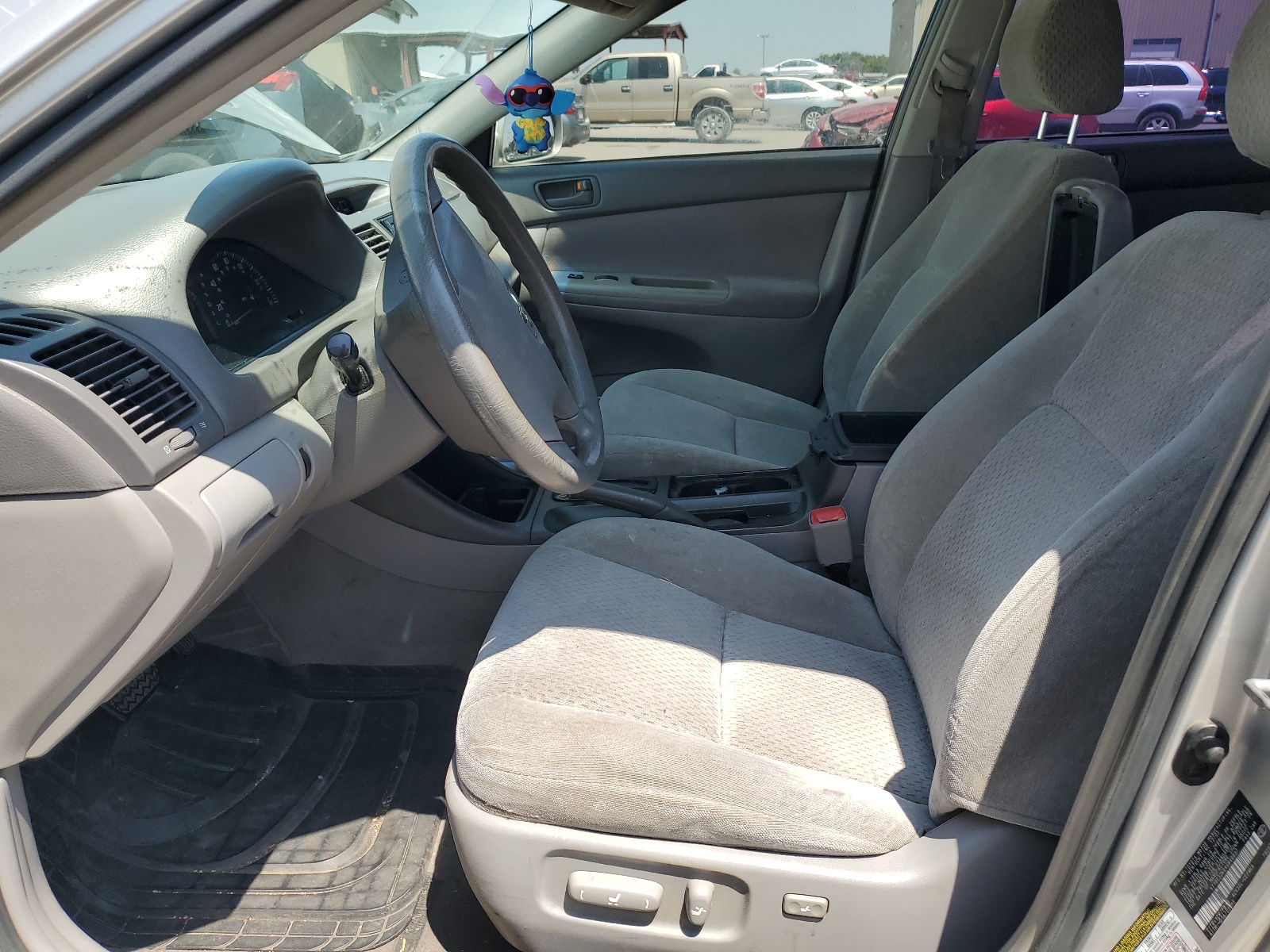 4T1BE32K64U846637 2004 Toyota Camry Le