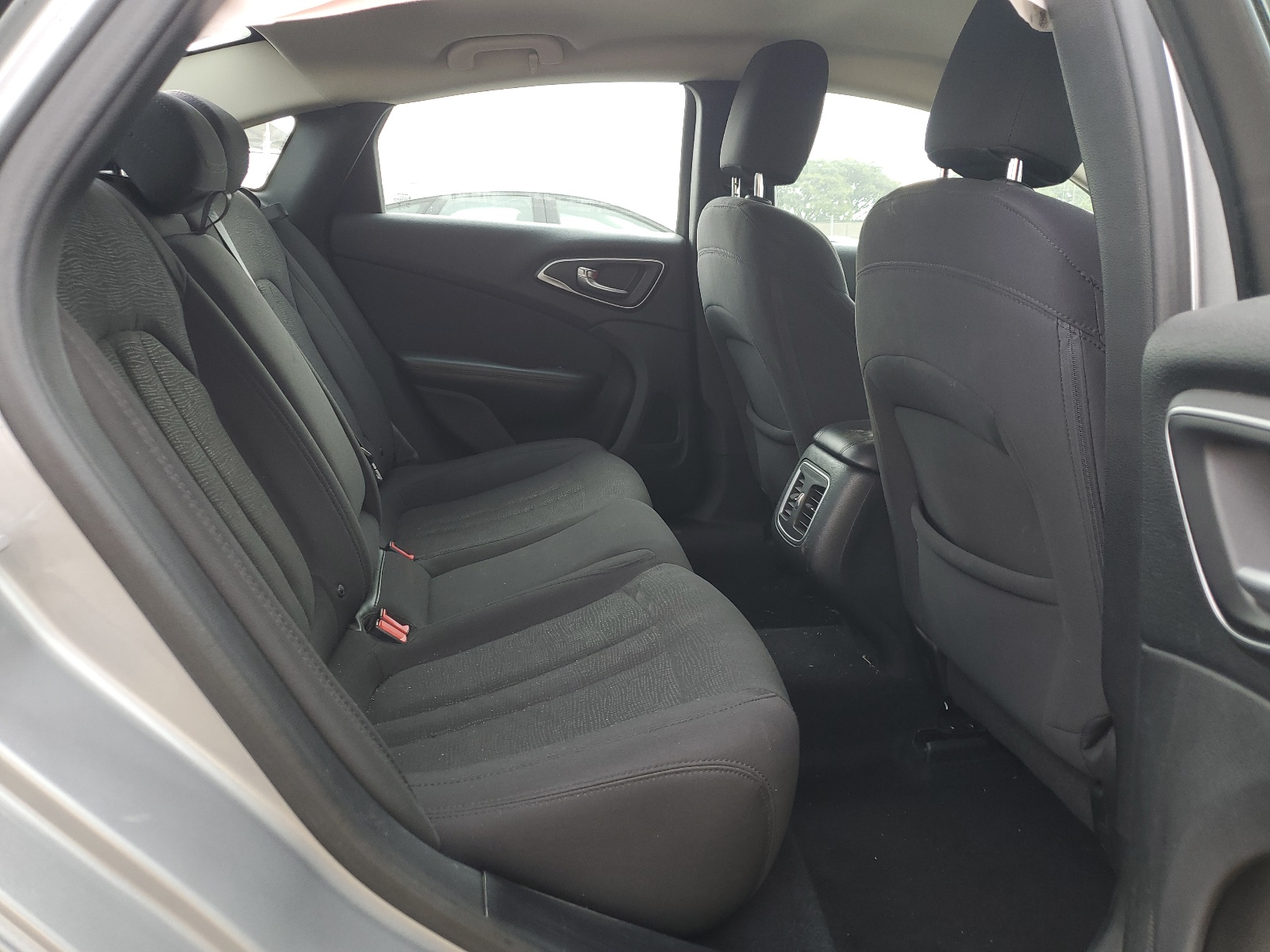 1C3CCCAB0FN531849 2015 Chrysler 200 Limited