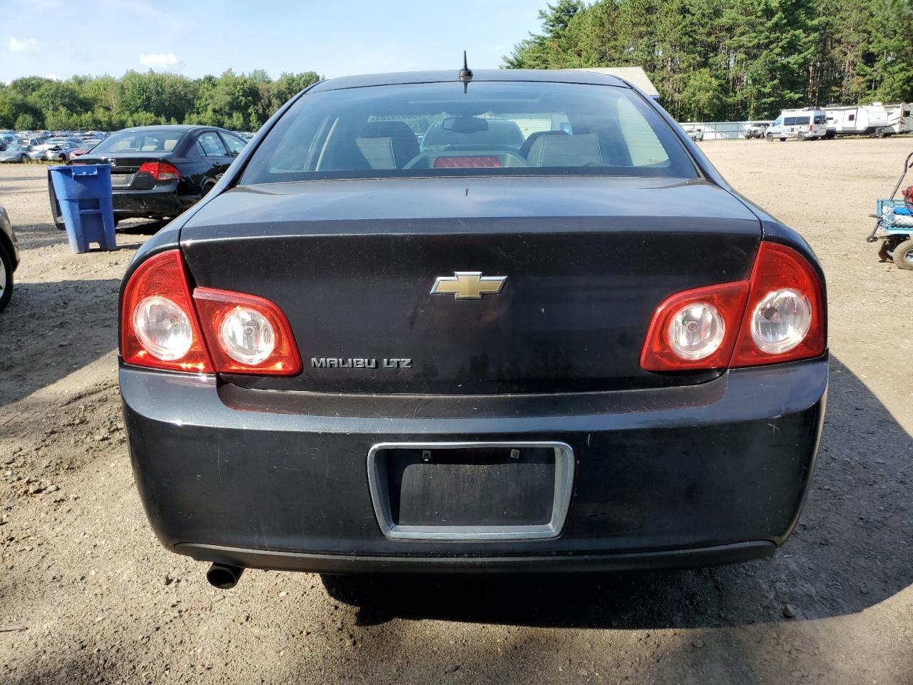 1G1ZE5EB7A4152697 2010 Chevrolet Malibu Ltz