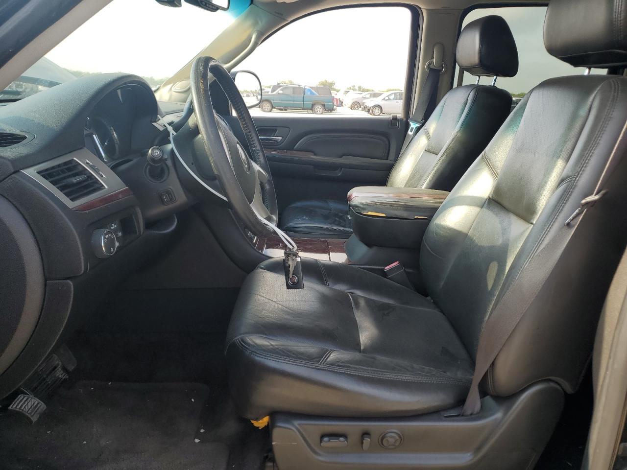 1GYFC26239R244332 2009 Cadillac Escalade Esv Luxury