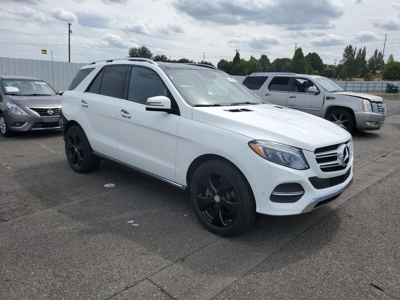 VIN 4JGDA5HB3GA632783 2016 MERCEDES-BENZ GLE-CLASS no.4