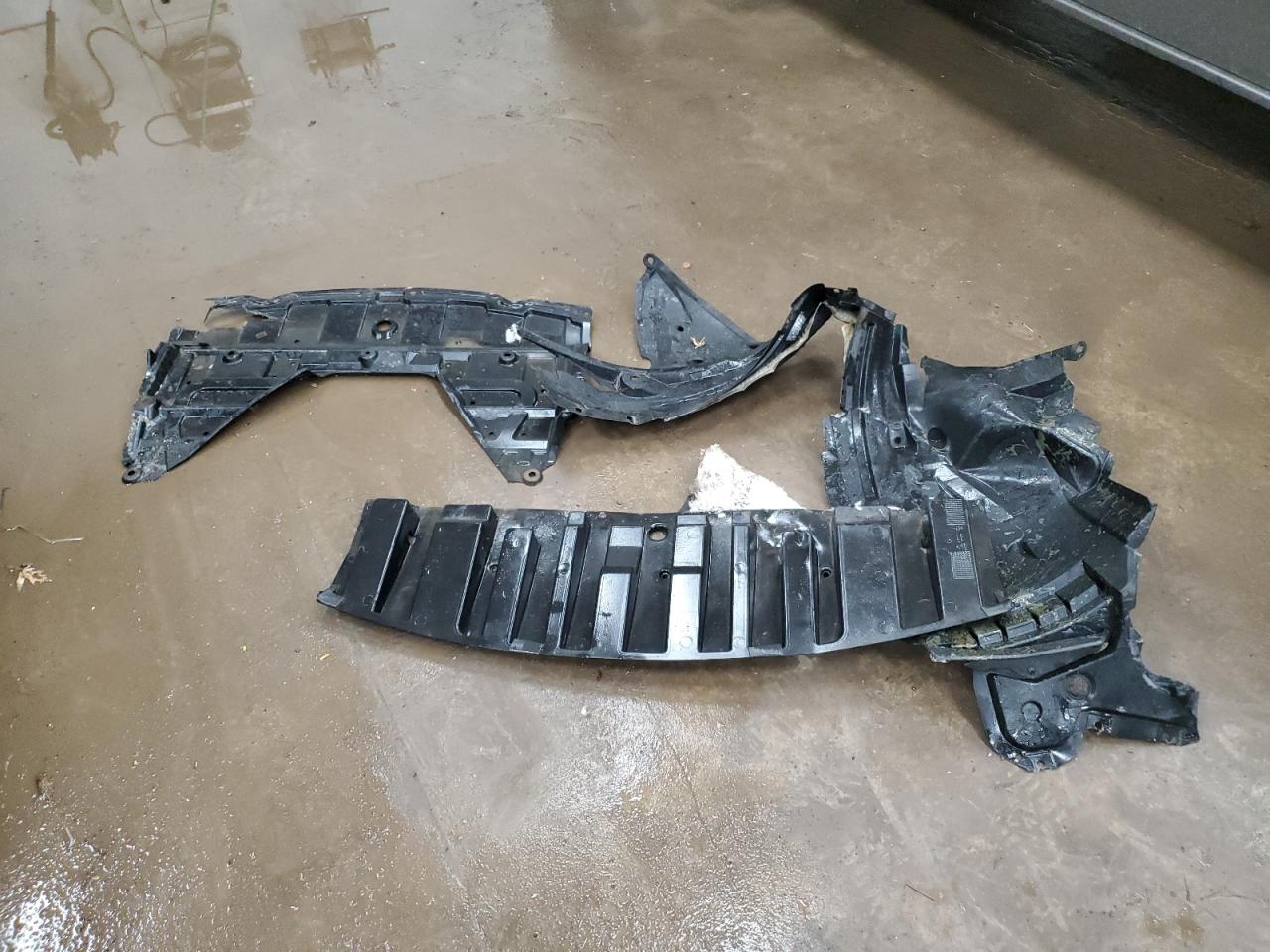 2017 Nissan Rogue - Image 13