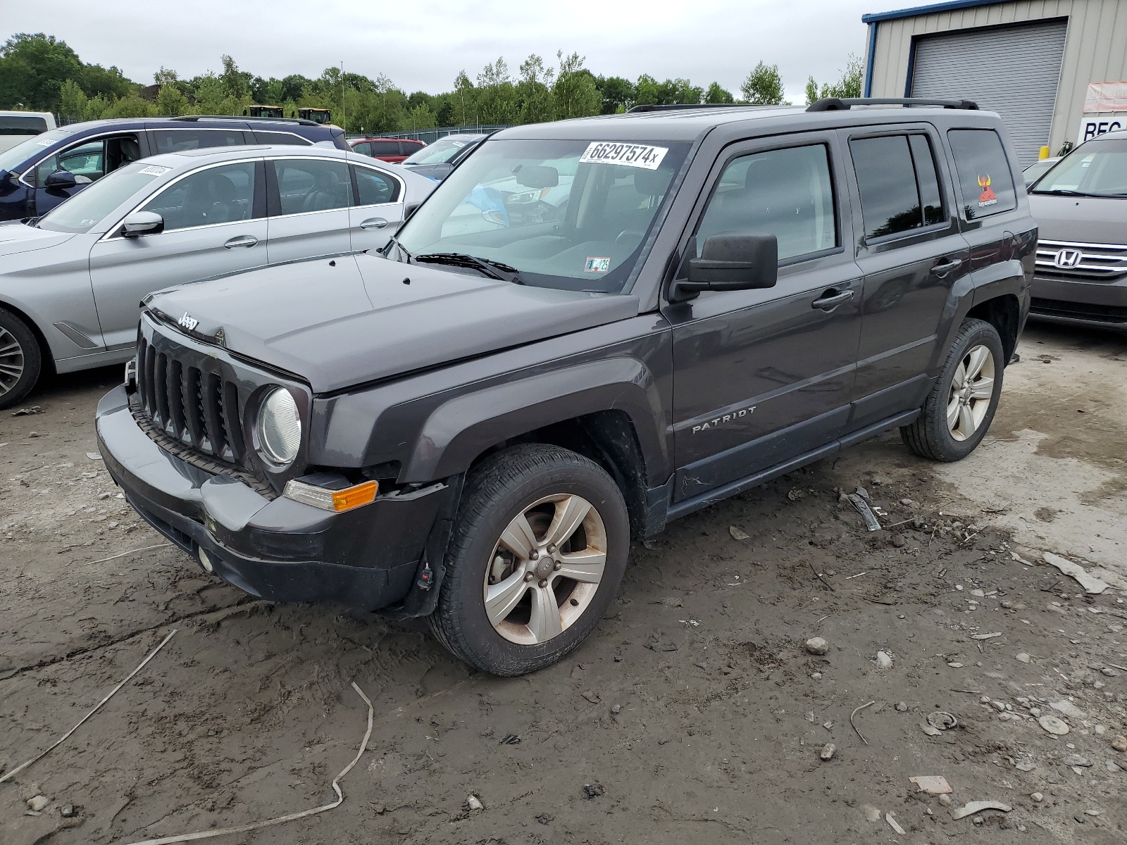 2015 Jeep Patriot Latitude vin: 1C4NJRFB1FD202539