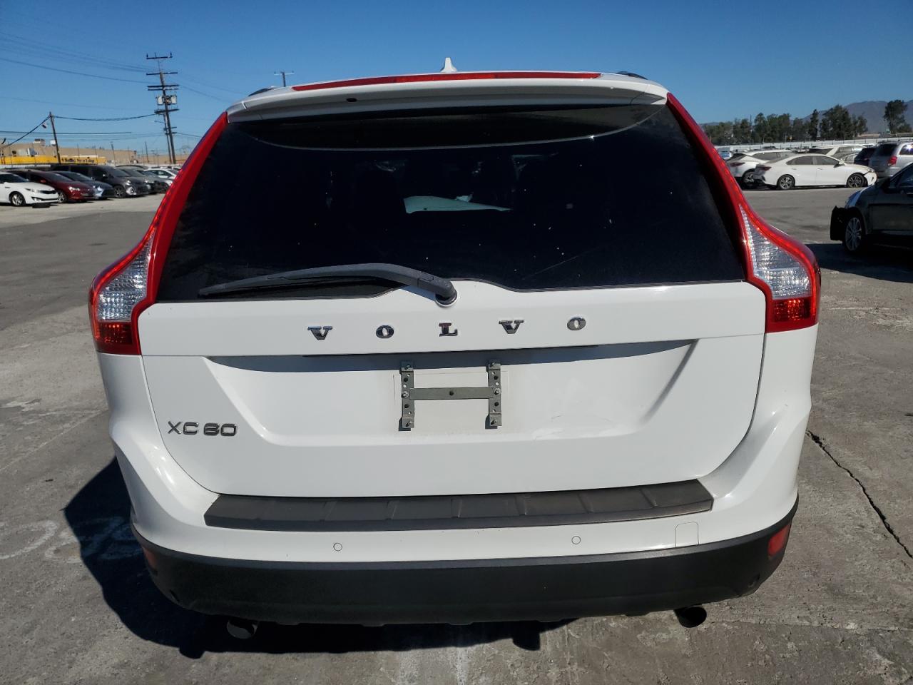 2012 Volvo Xc60 3.2 VIN: YV4940DLXC2302806 Lot: 68270274