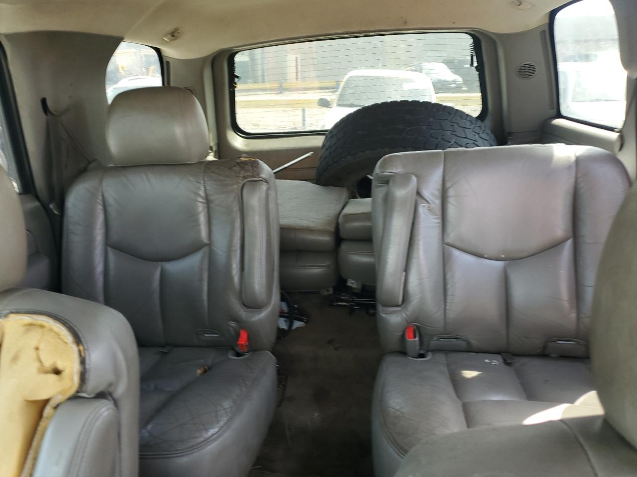 2004 Chevrolet Tahoe C1500 VIN: 1GNEC13Z34J227395 Lot: 65599354