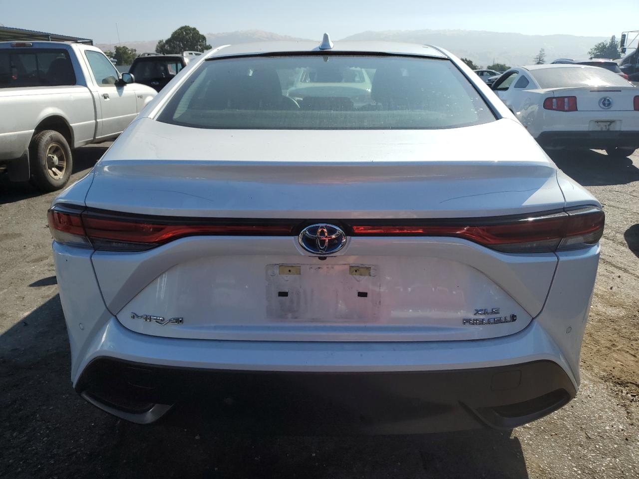 JTDAAAAA1NA006597 2022 Toyota Mirai Le