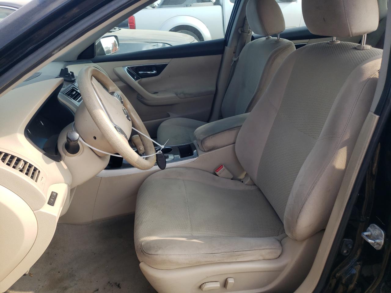 2014 Nissan Altima - Image 7
