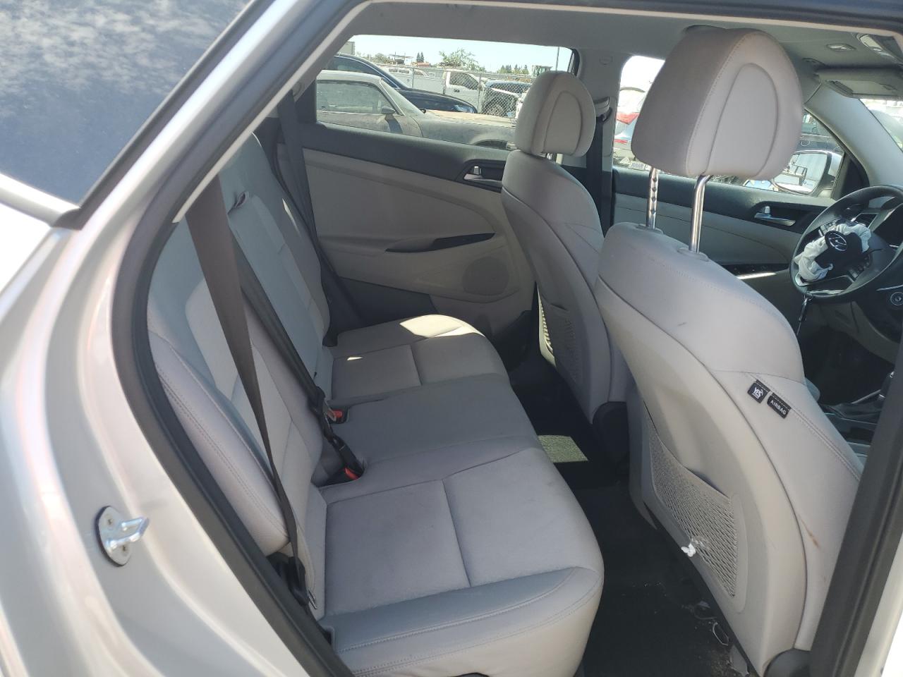 2017 Hyundai Tucson Limited VIN: KM8J33A45HU329419 Lot: 66932364