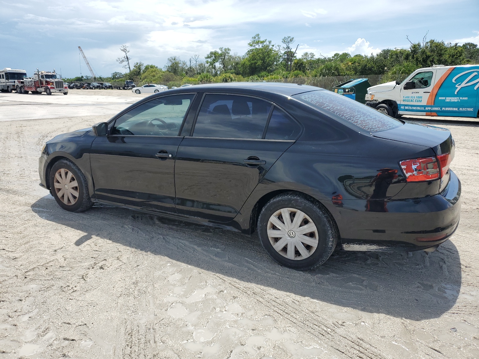 2015 Volkswagen Jetta Base vin: 3VW2K7AJ4FM283766