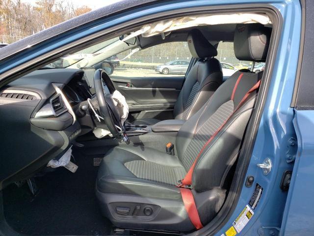  TOYOTA CAMRY 2022 Granatowy