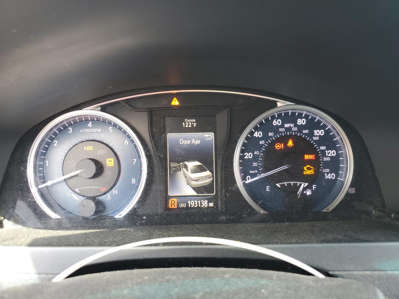 2016 Toyota Camry - Image 9