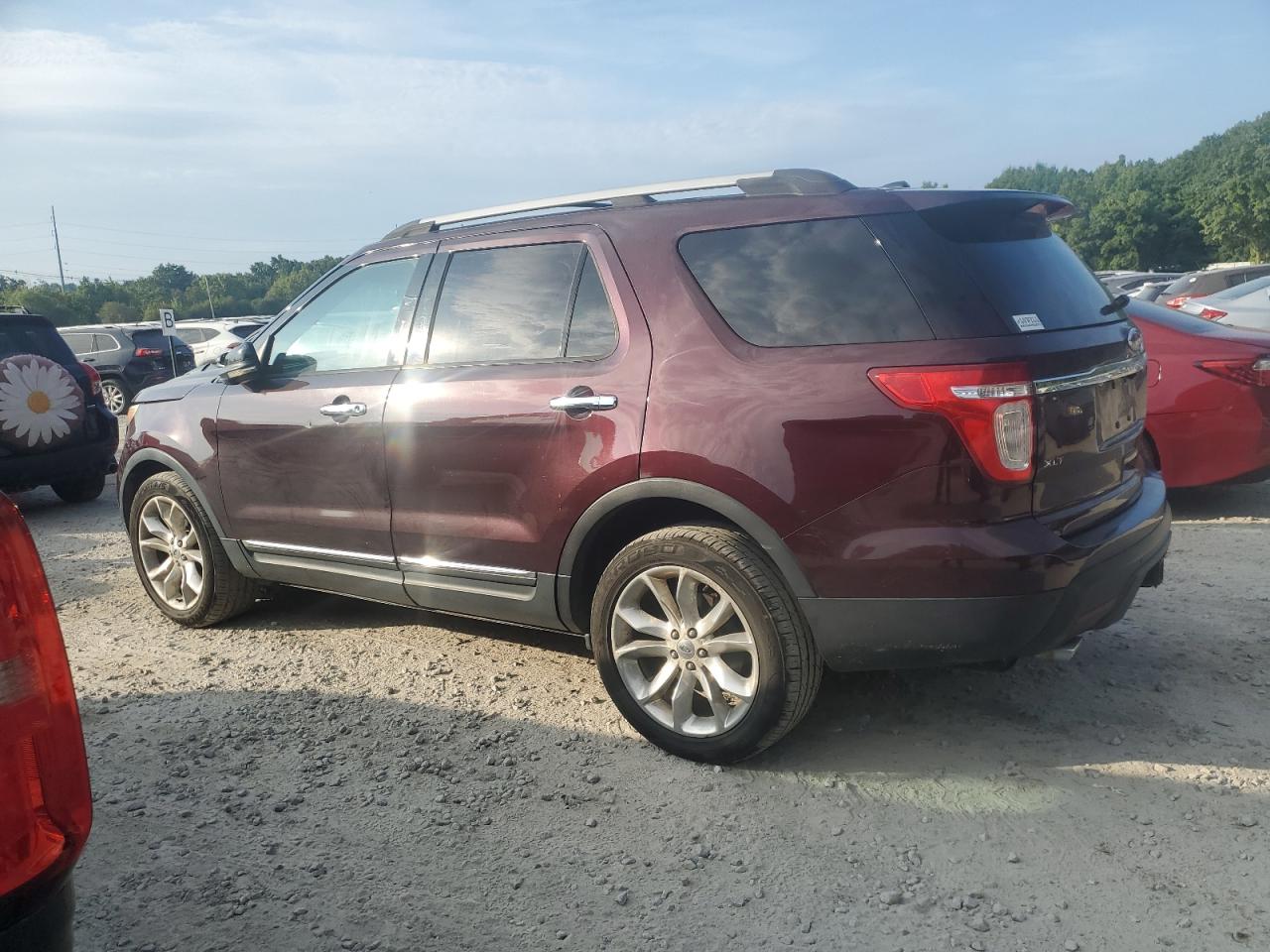 2011 Ford Explorer - Image 2