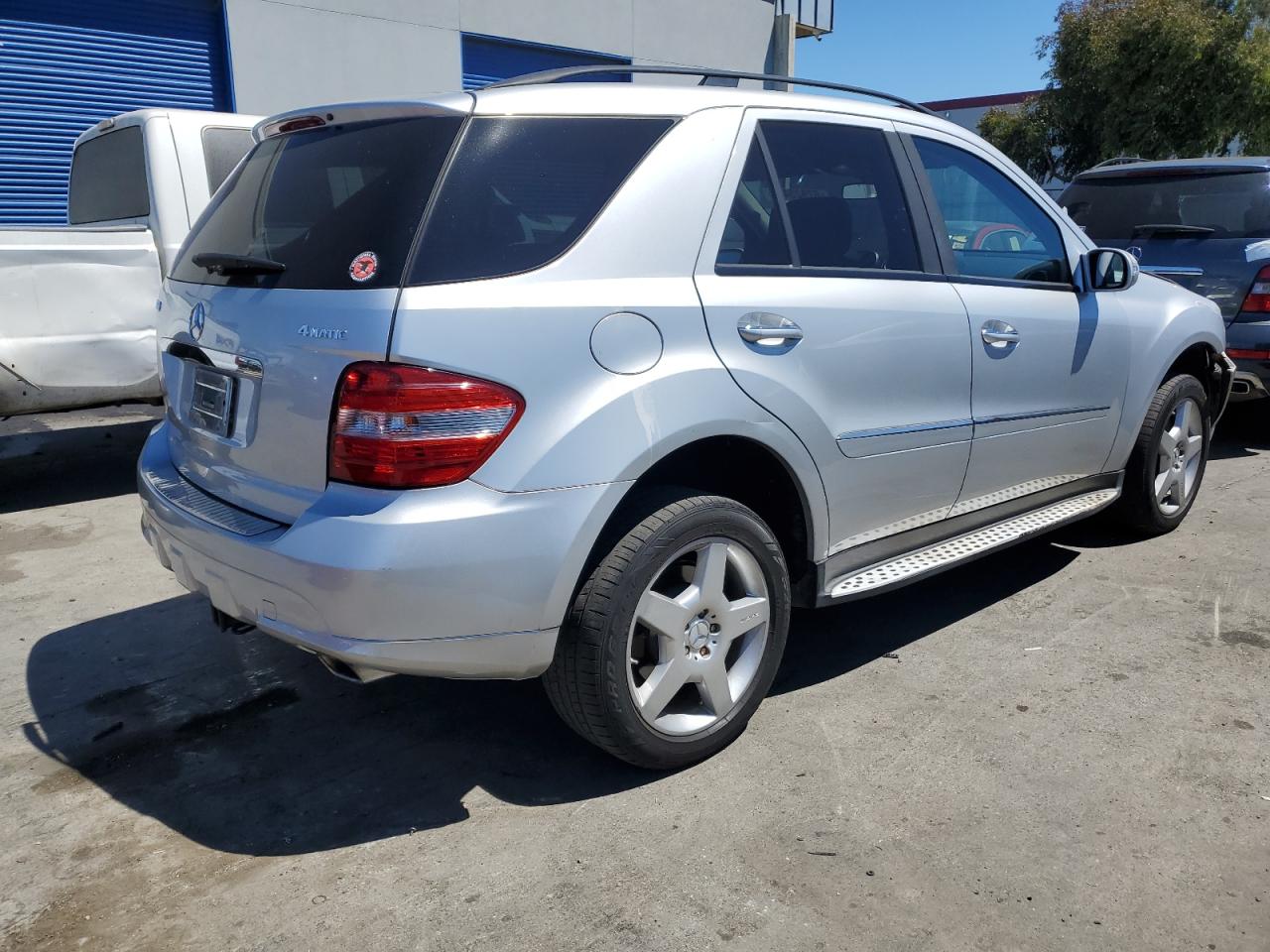 2008 Mercedes-Benz Ml 550 VIN: 4JGBB72E28A339364 Lot: 67923454