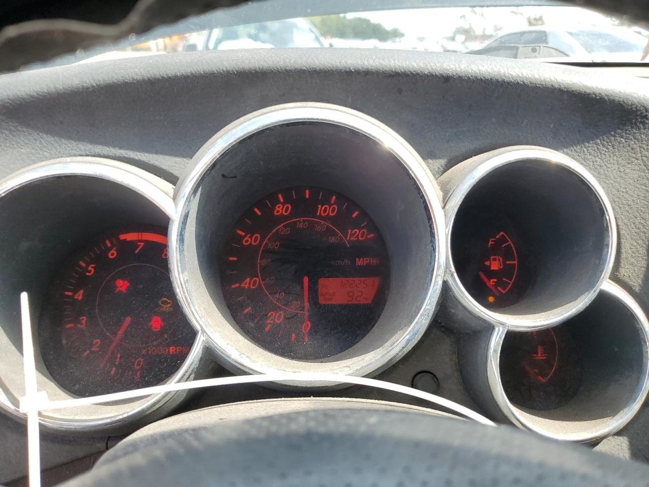 2003 Toyota Corolla Matrix Xr VIN: 2T1KR32E33C030743 Lot: 68347074