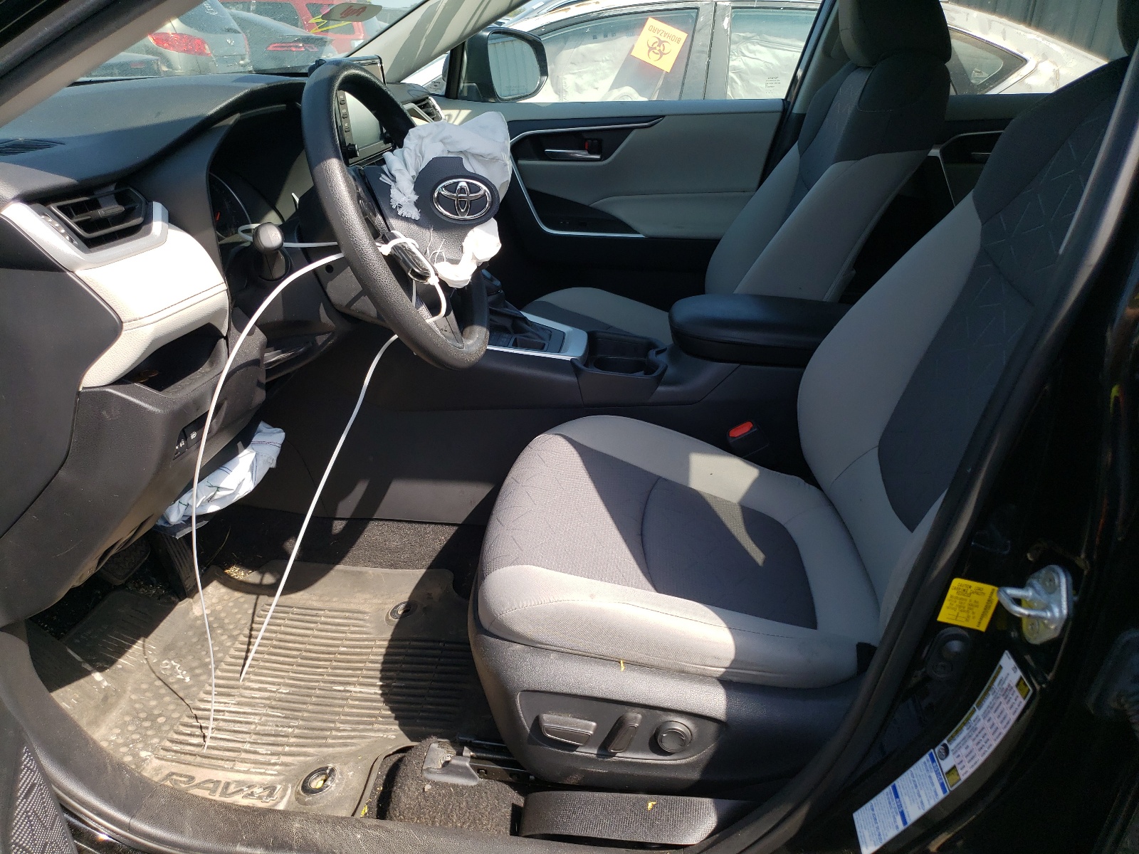 2T3P1RFV6MW189578 2021 Toyota Rav4 Xle