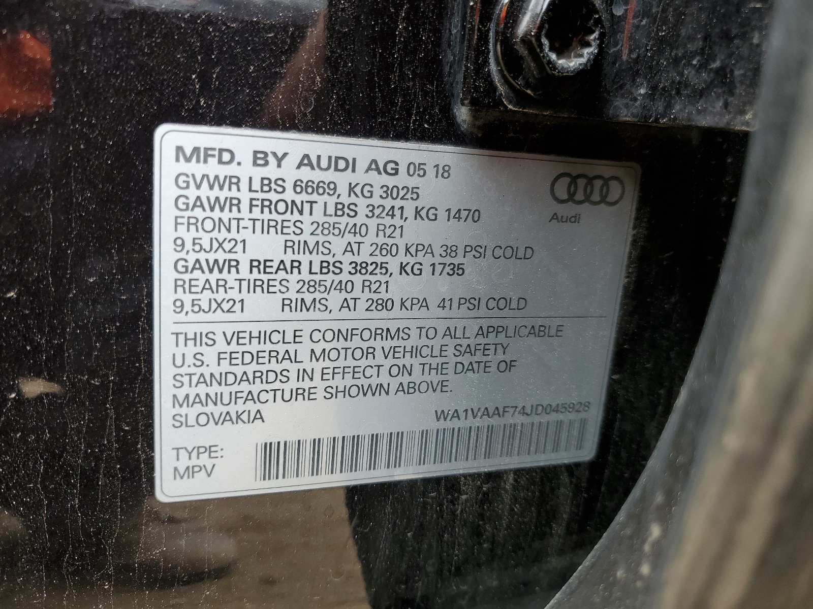 WA1VAAF74JD045928 2018 Audi Q7 Prestige