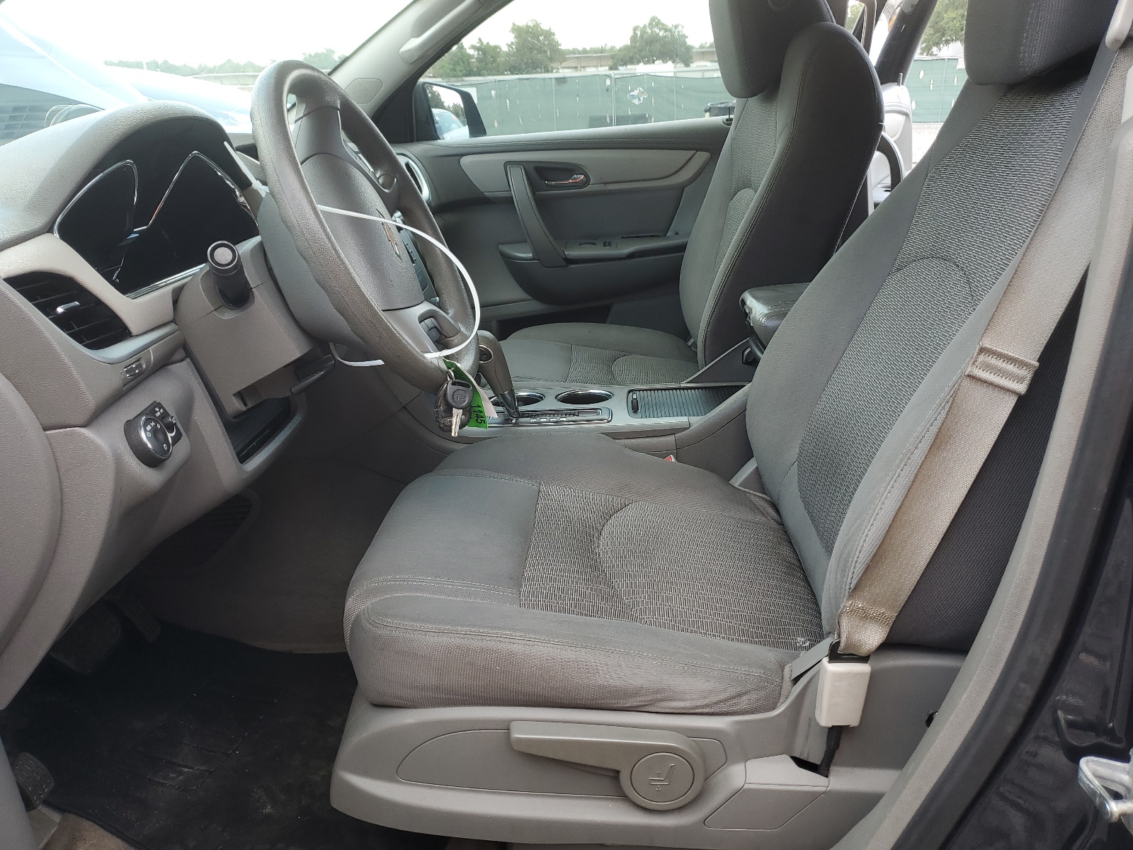 1GNKRFED9GJ239054 2016 Chevrolet Traverse Ls