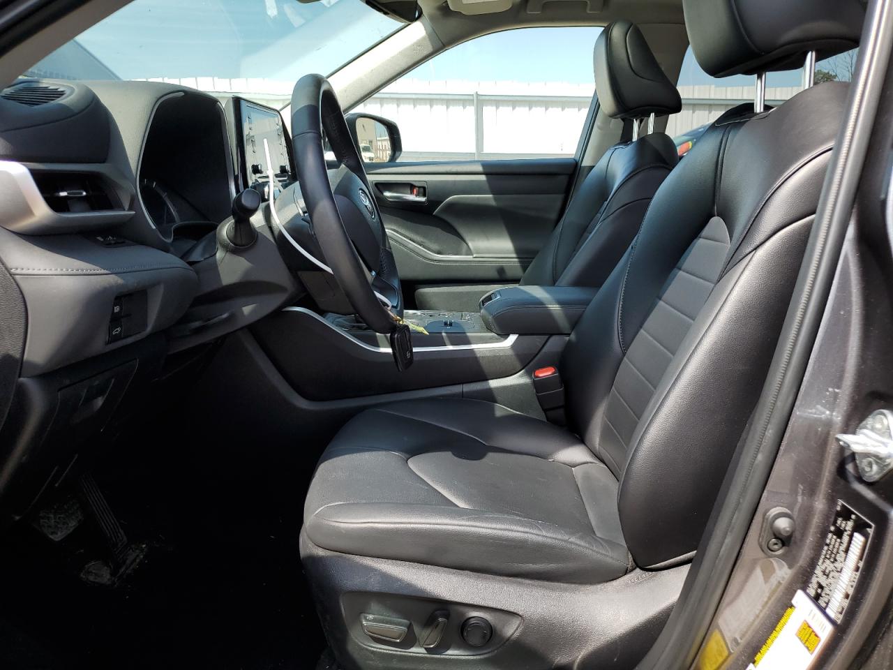 2022 Toyota Highlander Hybrid Xle VIN: 5TDGBRCH6NS552170 Lot: 67485824