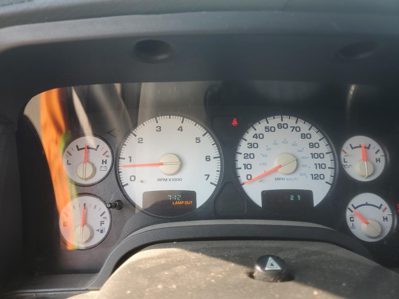 2002 Dodge Ram 1500 VIN: 3D7HA18N82G204944 Lot: 66812284