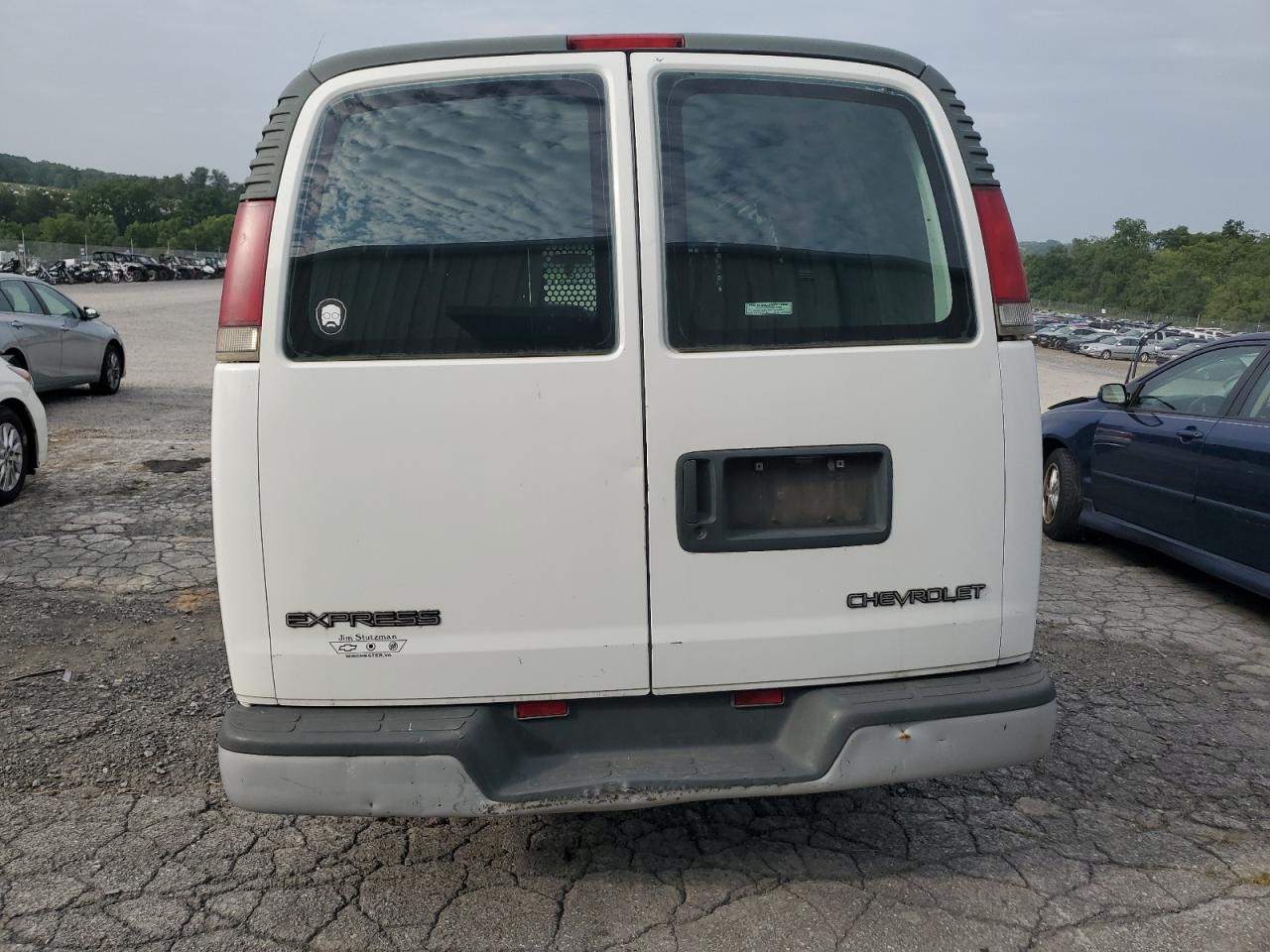 2001 Chevrolet Express G1500 VIN: 1GCFG15W011122362 Lot: 66928614