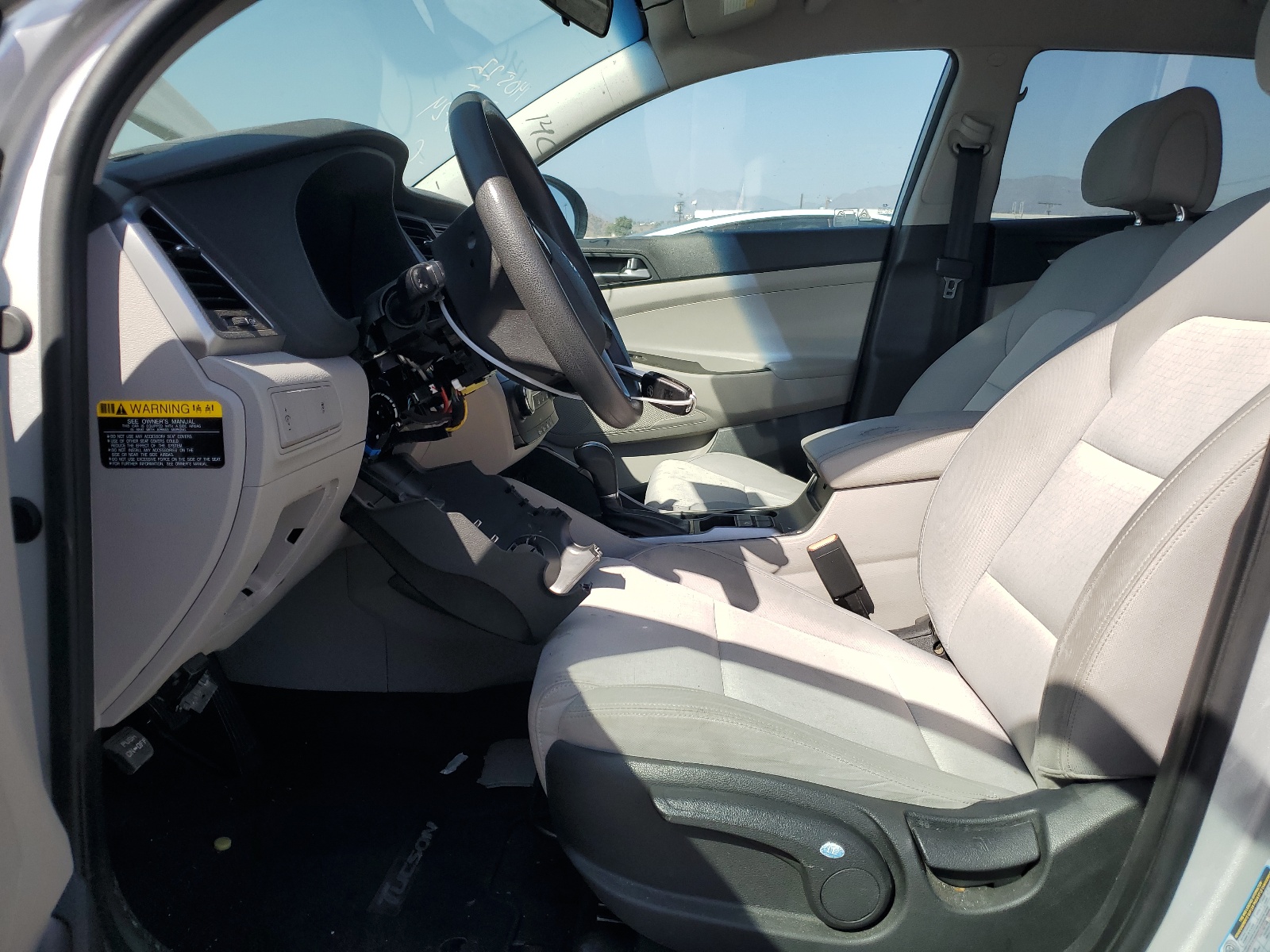 KM8J23A49HU281832 2017 Hyundai Tucson Se