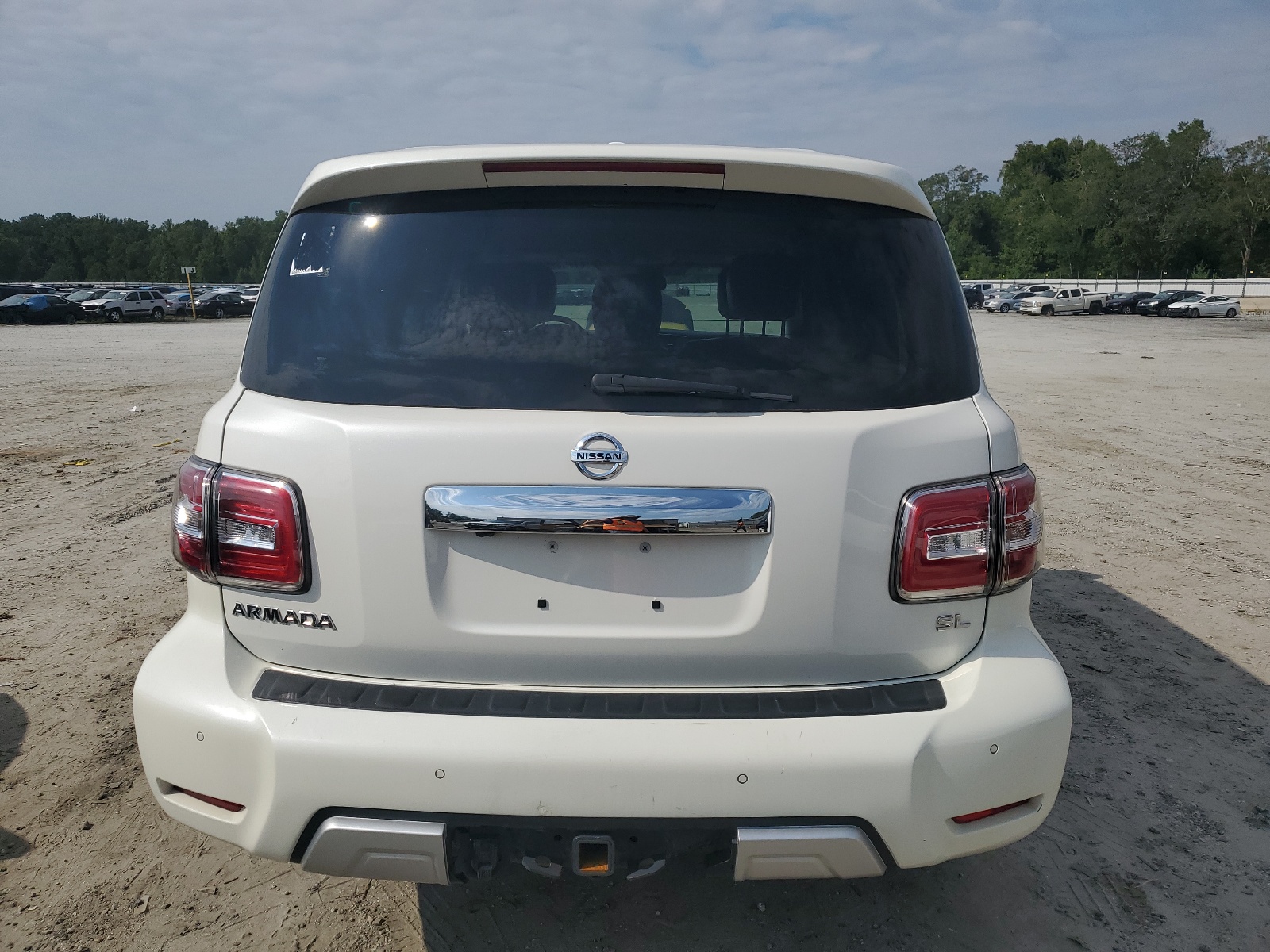 JN8AY2ND7H9002828 2017 Nissan Armada Sv