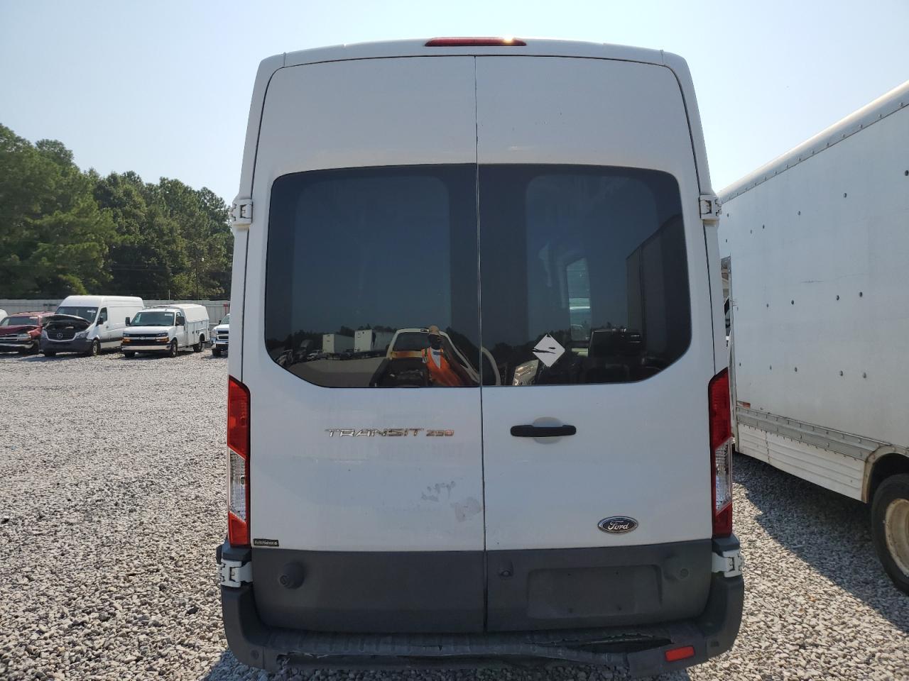 1FTNR2XM4FKB06139 2015 Ford Transit T-250