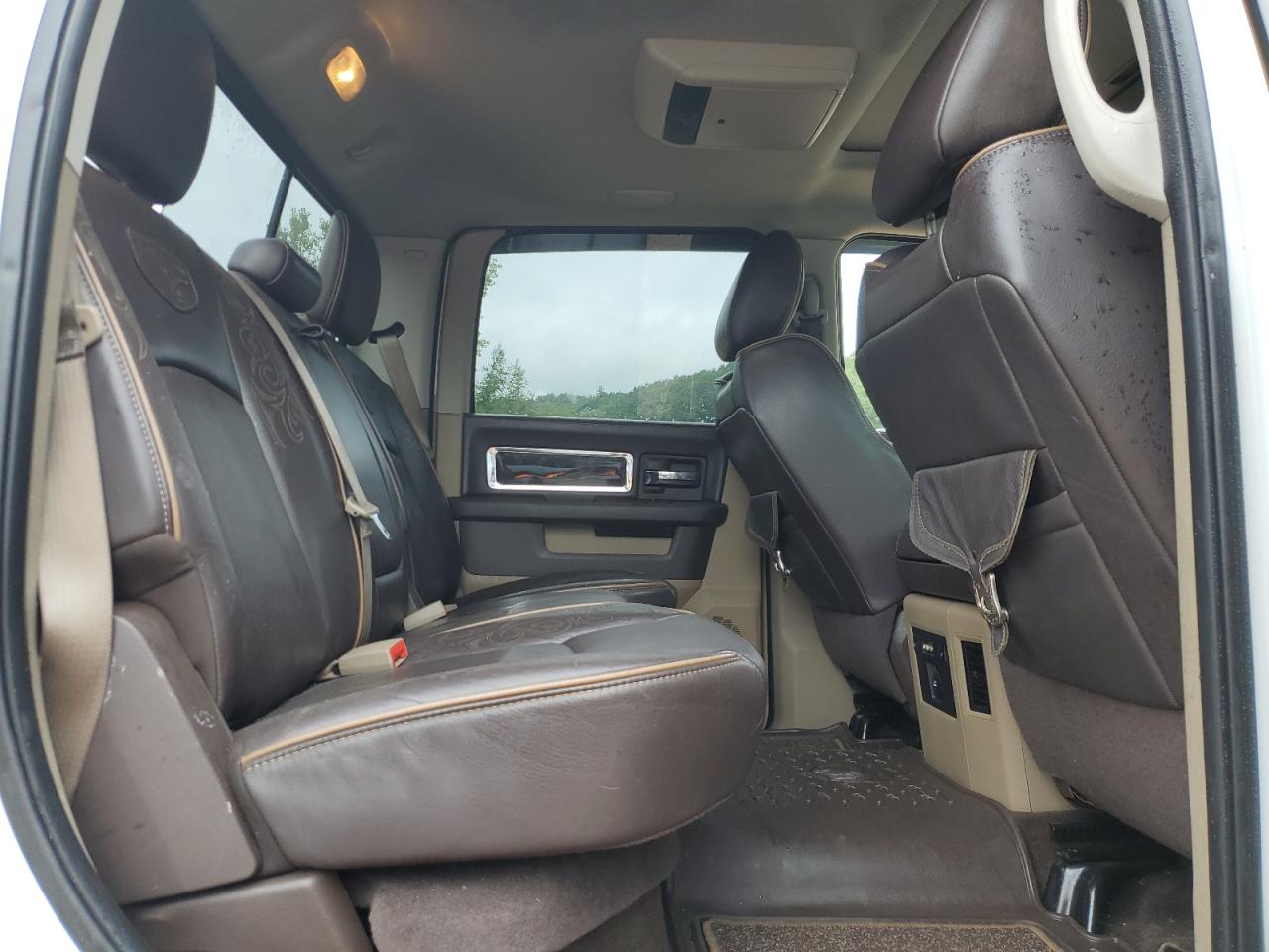 2011 Dodge Ram 1500 VIN: 1D7RV1CT5BS610817 Lot: 68034214