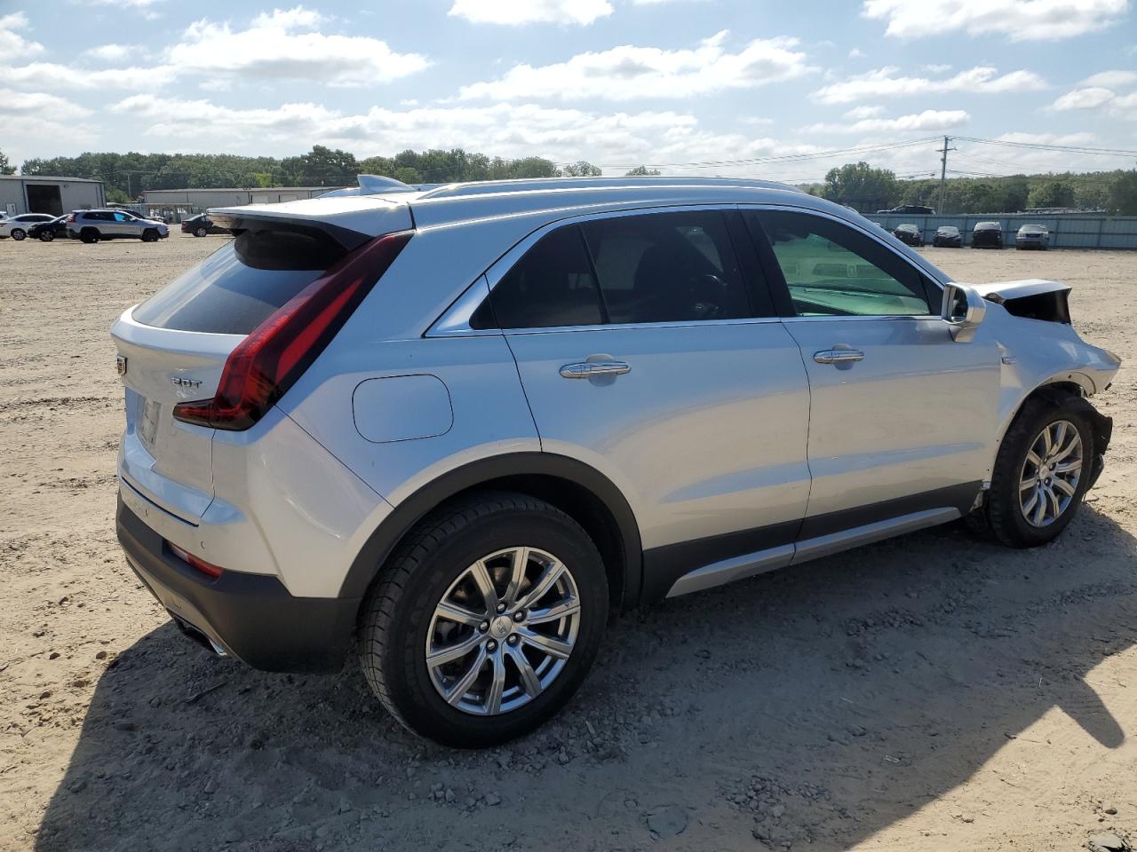 1GYFZCR40KF104800 2019 Cadillac Xt4 Premium Luxury