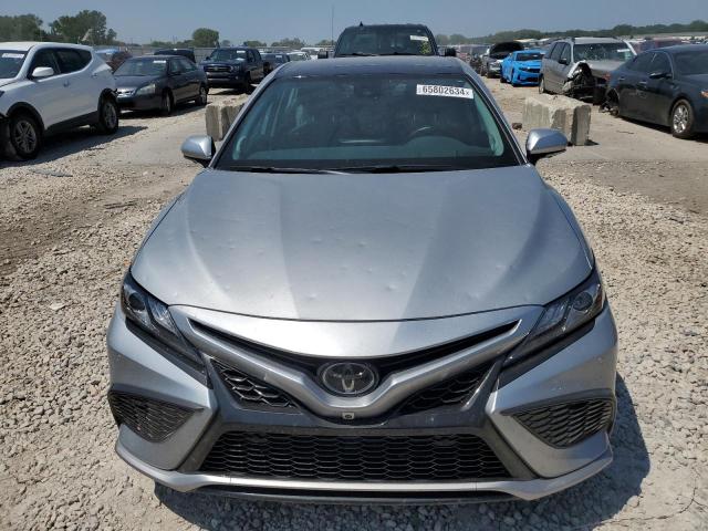 TOYOTA CAMRY 2022 Srebrny