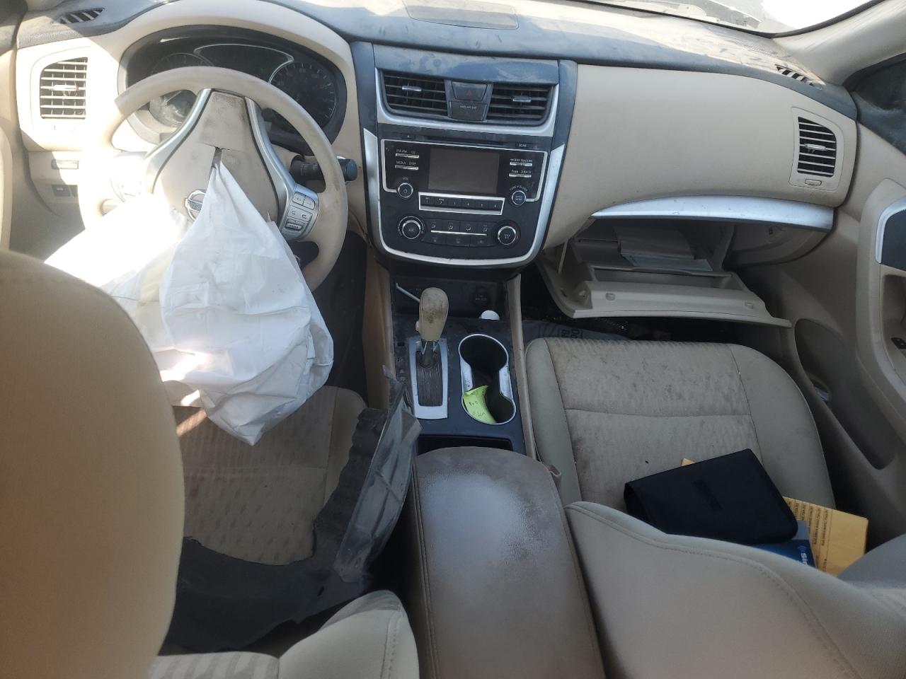 2016 Nissan Altima - Image 8