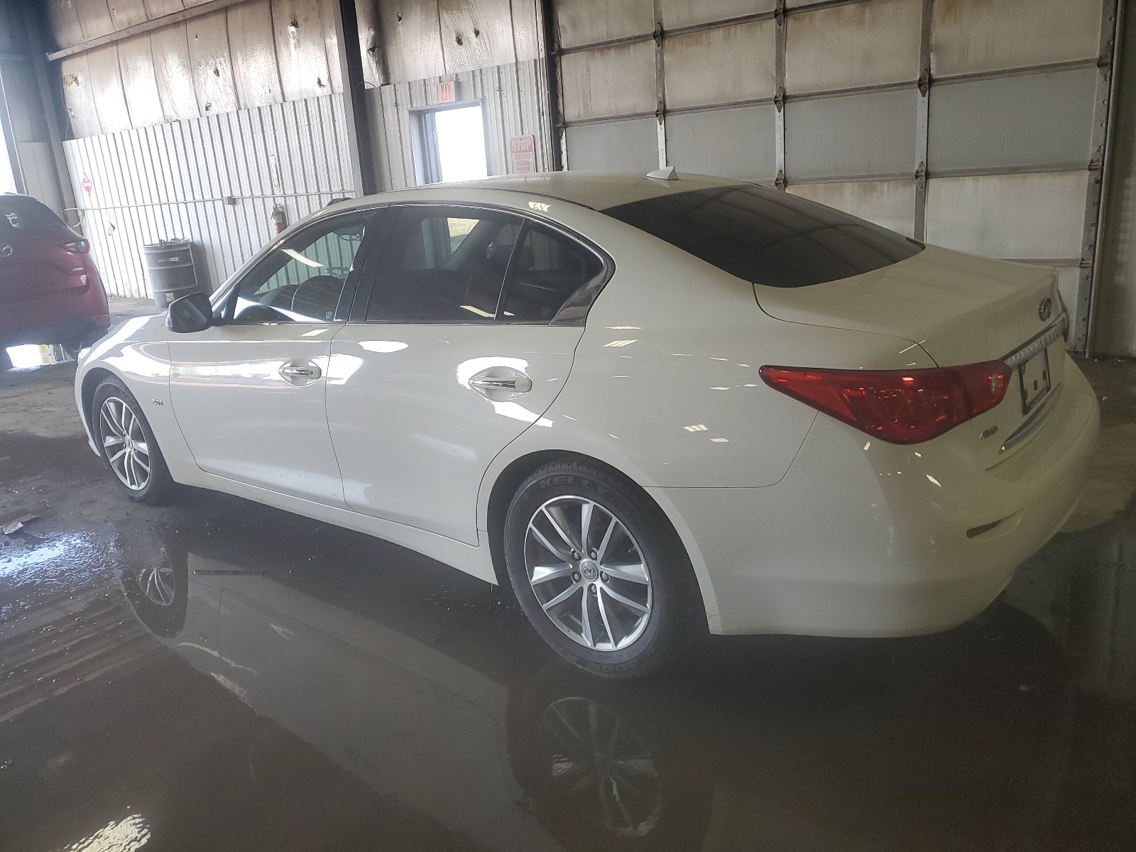 JN1CZ7AR8HM680870 2017 Infiniti Q50