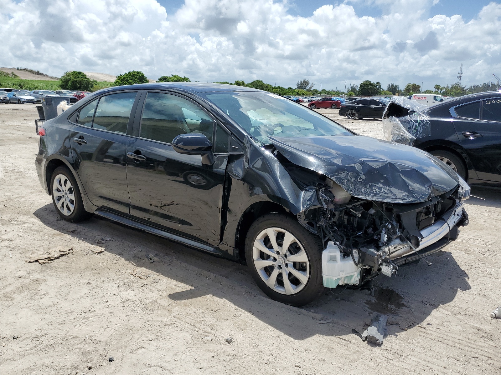 2022 Toyota Corolla Le vin: 5YFEPMAE7NP357322