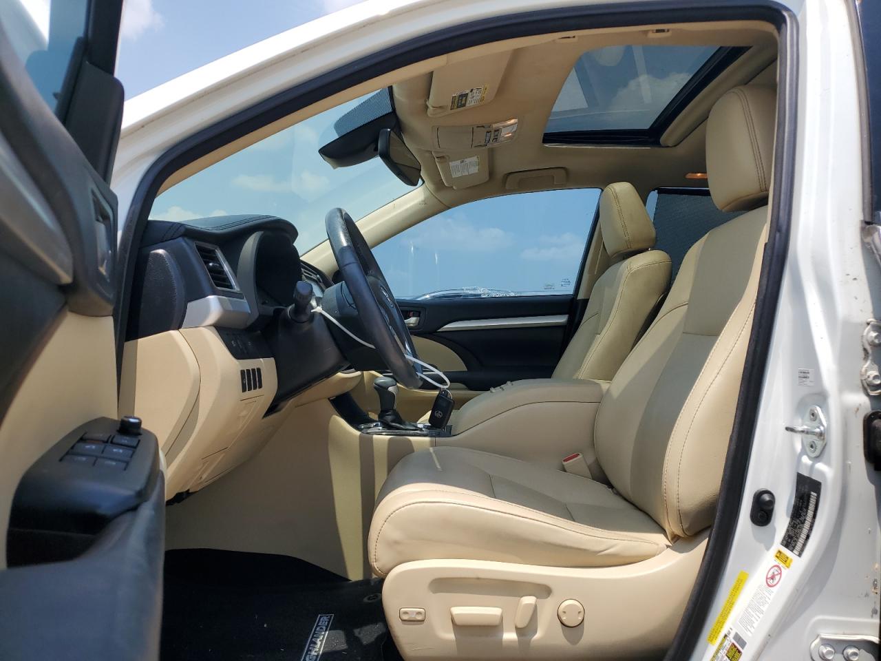 2017 Toyota Highlander Se VIN: 5TDKZRFH2HS509984 Lot: 66410114