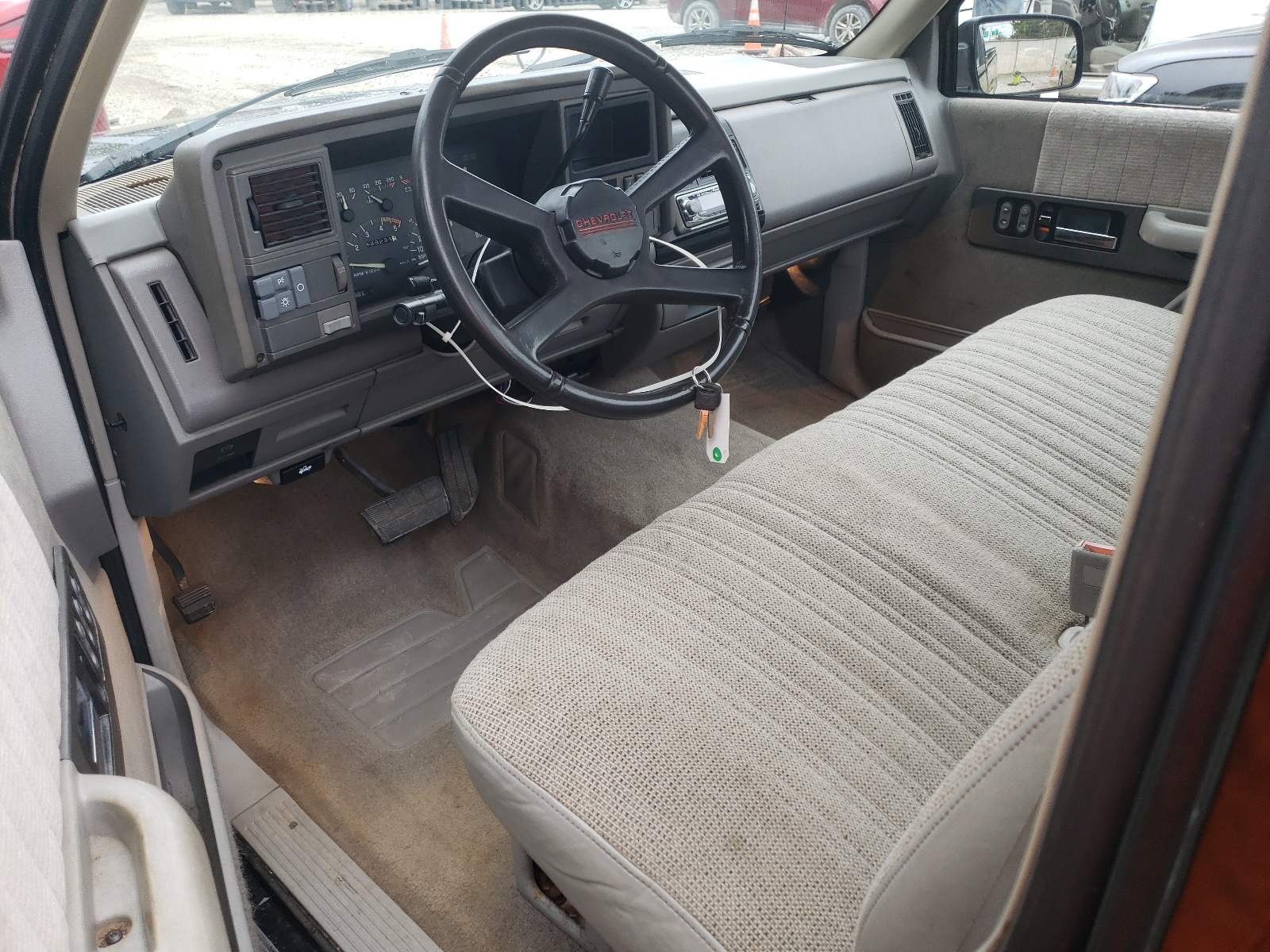 1GCEC14K7NE144363 1992 Chevrolet Gmt-400 C1500